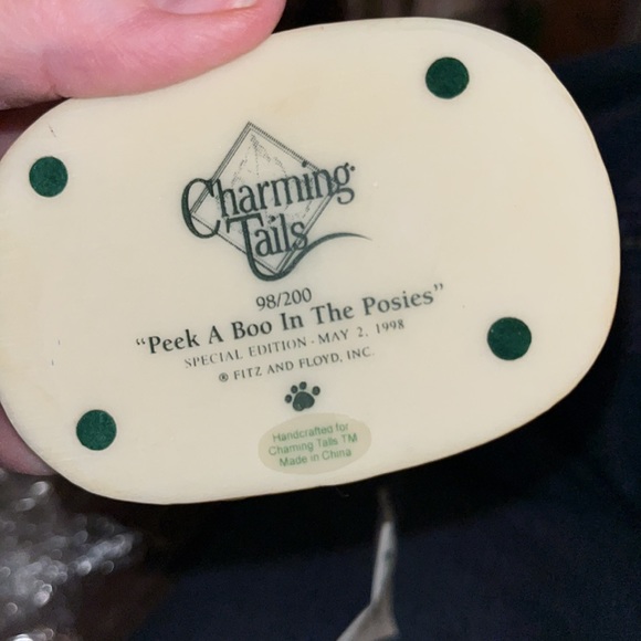 Fitz & Floyd Charming Tails “Peek A Boo In The Posies” Special Edition - 1998 - Picture 7 of 11